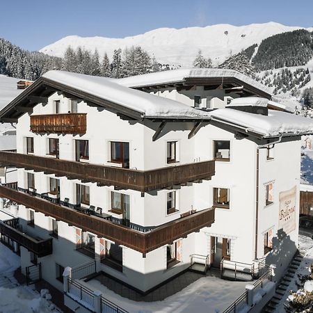 Haus Bellevue by VAYA Lejlighedshotel Serfaus Eksteriør billede