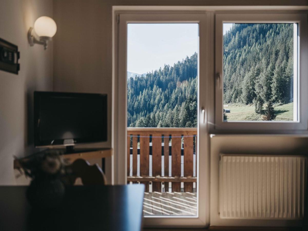 Haus Bellevue by VAYA Lejlighedshotel Serfaus Eksteriør billede