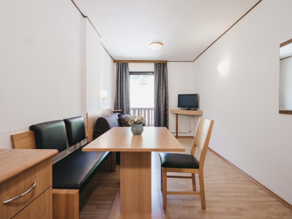 Haus Bellevue by VAYA Lejlighedshotel Serfaus Eksteriør billede