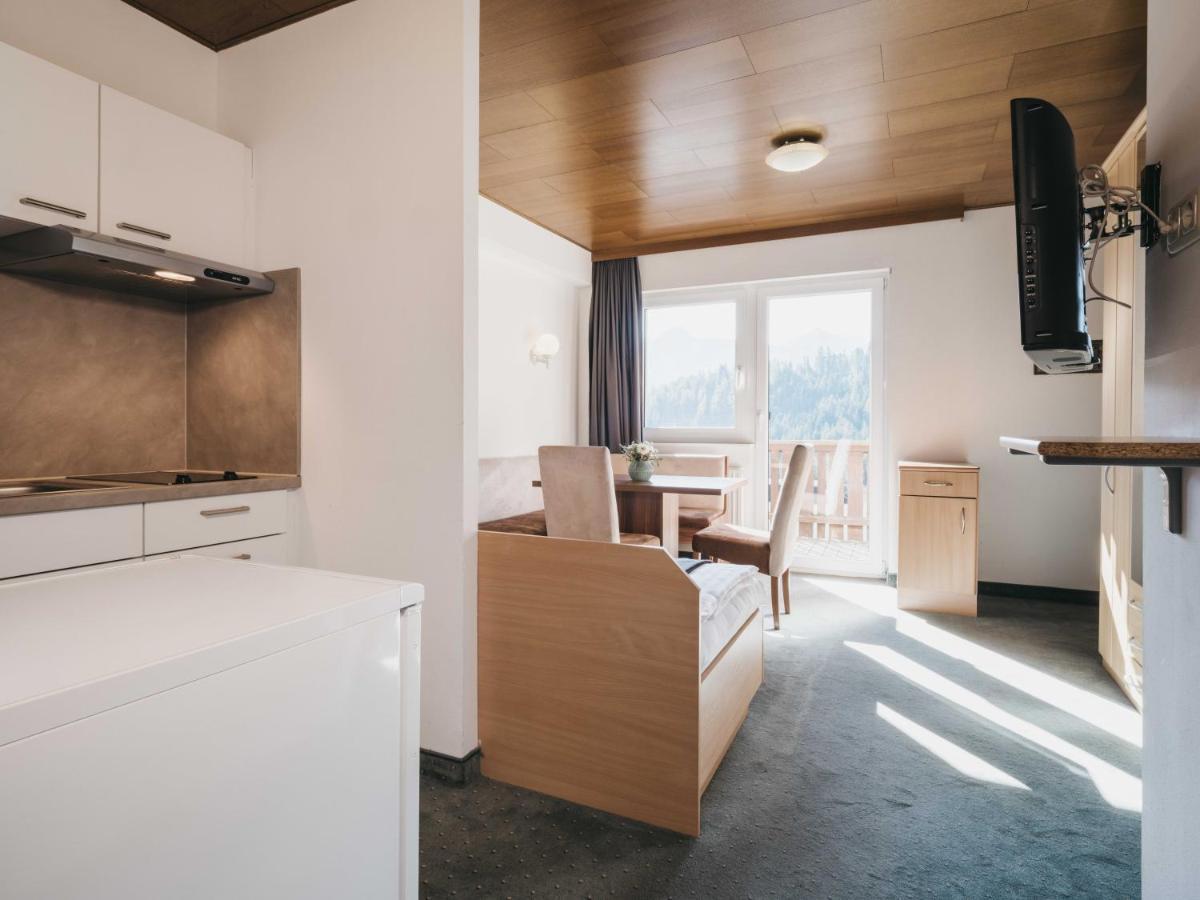 Haus Bellevue by VAYA Lejlighedshotel Serfaus Eksteriør billede