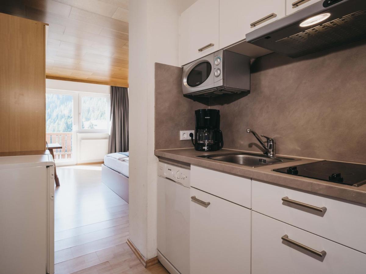 Haus Bellevue by VAYA Lejlighedshotel Serfaus Eksteriør billede